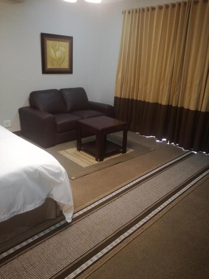 Belmont Guesthouse Bloemfontein Exterior photo